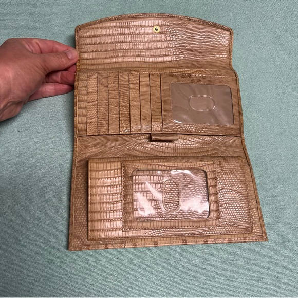 Brahmin Tan Crocodile Embossed leather checkbook wallet Clutch large - Picture 5 of 9